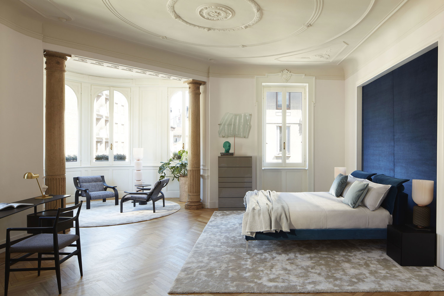 5731 ambientata letti catalogo sleeping collection 2020 l32 moov piero lissoni depasquale maffini ortigia 13l659 indigo 104 l32 note night piero lissoni legno rovere tinto nero contenitori e librerie w40 deco studio simon laccato lucido lp 